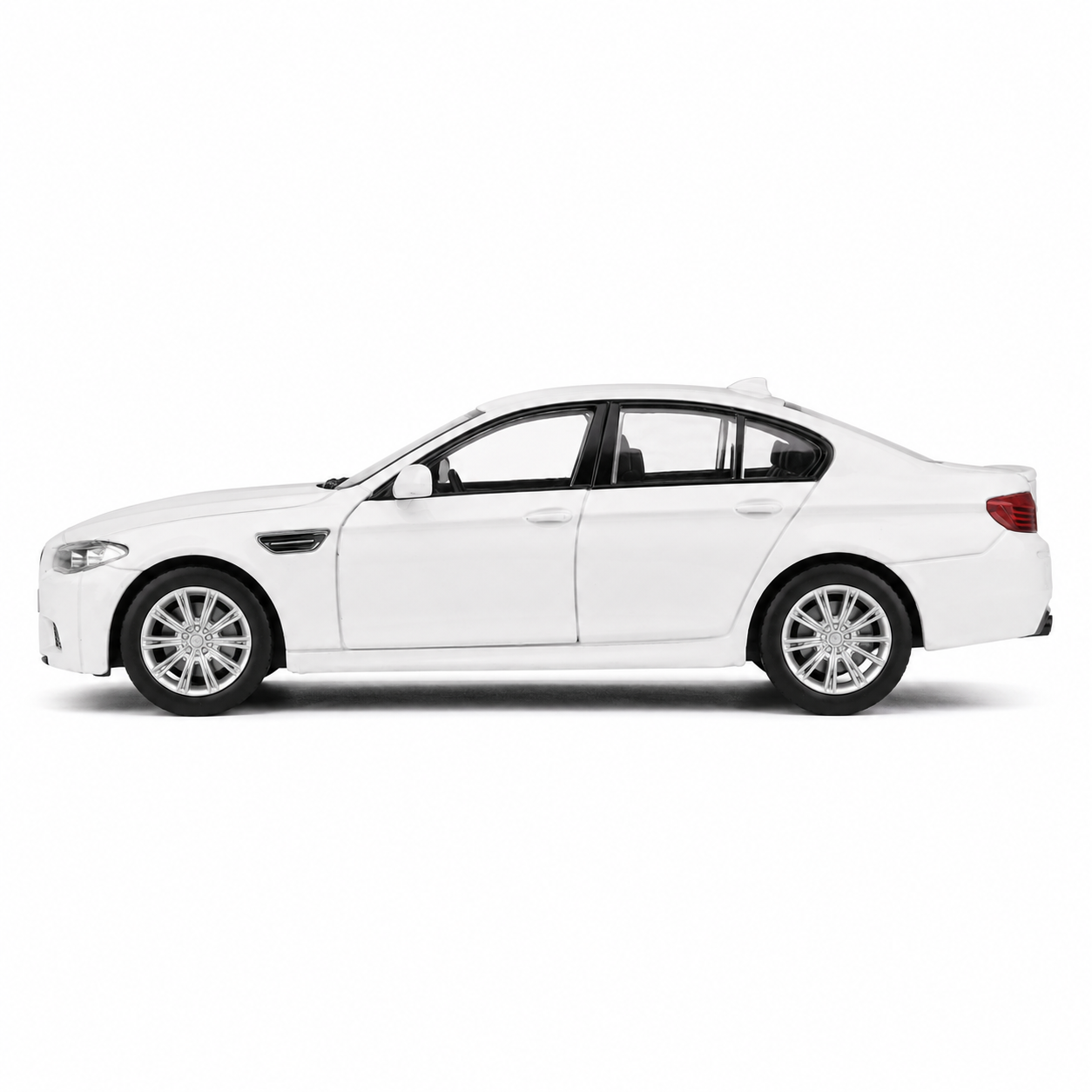 BMW M5 (F10) – 1:36 Alloy Model Car